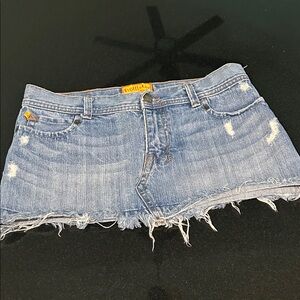 RARE Y2K Vintage Hollister Denim โItโs Go Timeโ Distressed Mini Skirt |Size 5